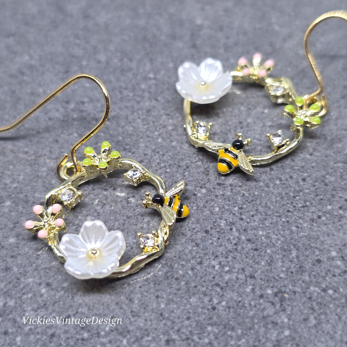 Bee Earrings, Hypoallergenic Ear Wires, Bumble Bee Earrings, Gold Tone Earrings, Bee Lovers Earrings, Flower Earrings