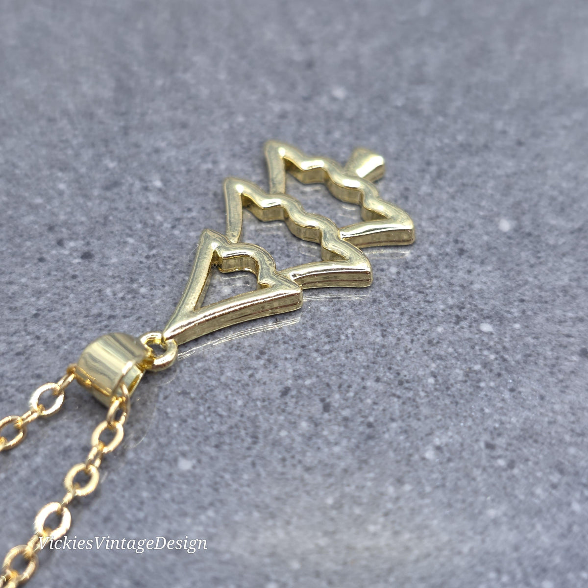 Christmas Tree Necklace