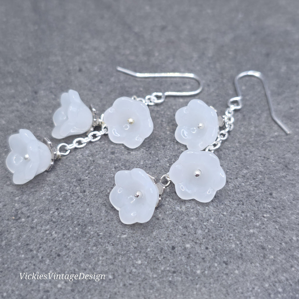 Flower Earrings, Hypoallergenic Ear Wires, white Earrings, Boho Jewelry, Glass Jewelry, Simple Vintage Earrings