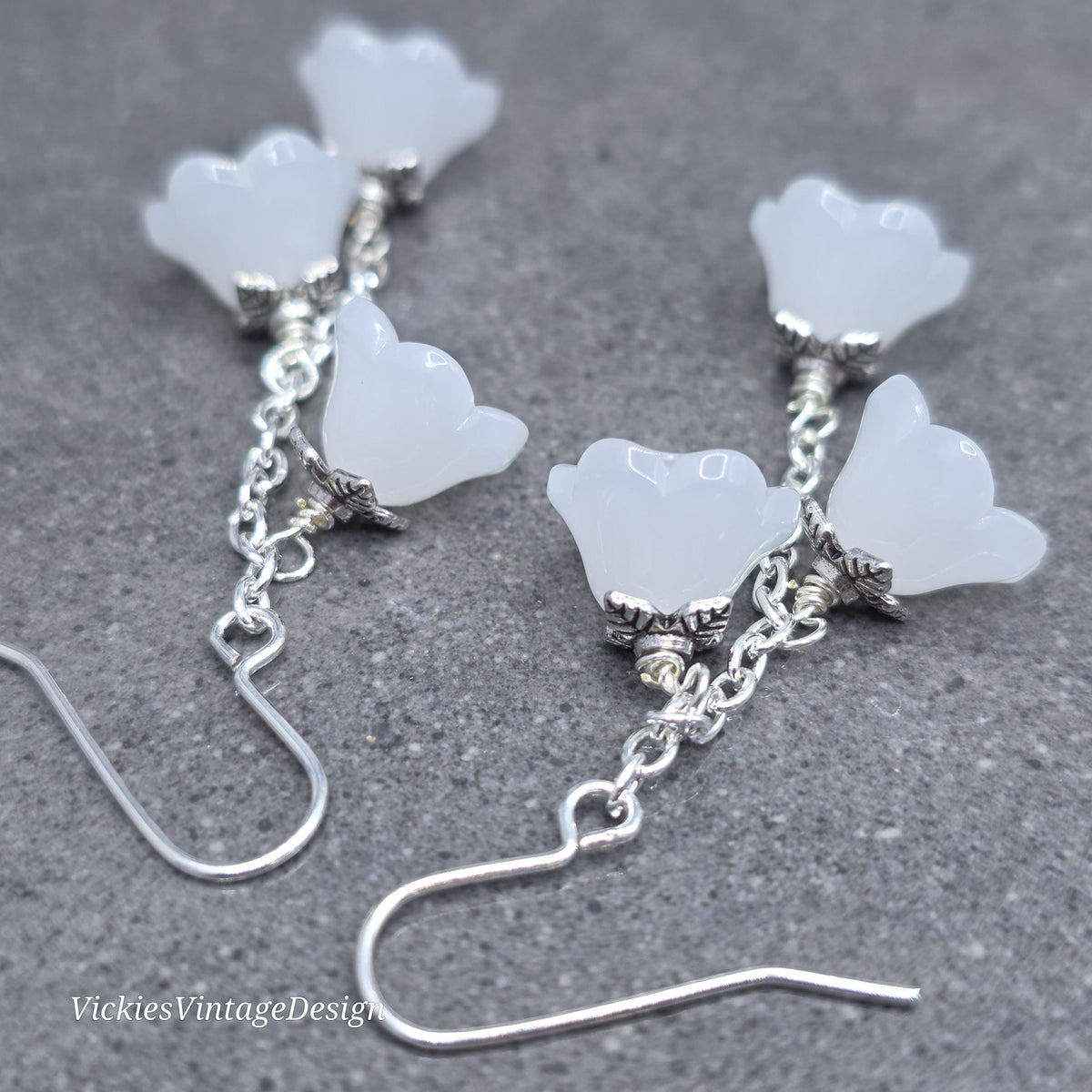 Flower Earrings, Hypoallergenic Ear Wires, white Earrings, Boho Jewelry, Glass Jewelry, Simple Vintage Earrings