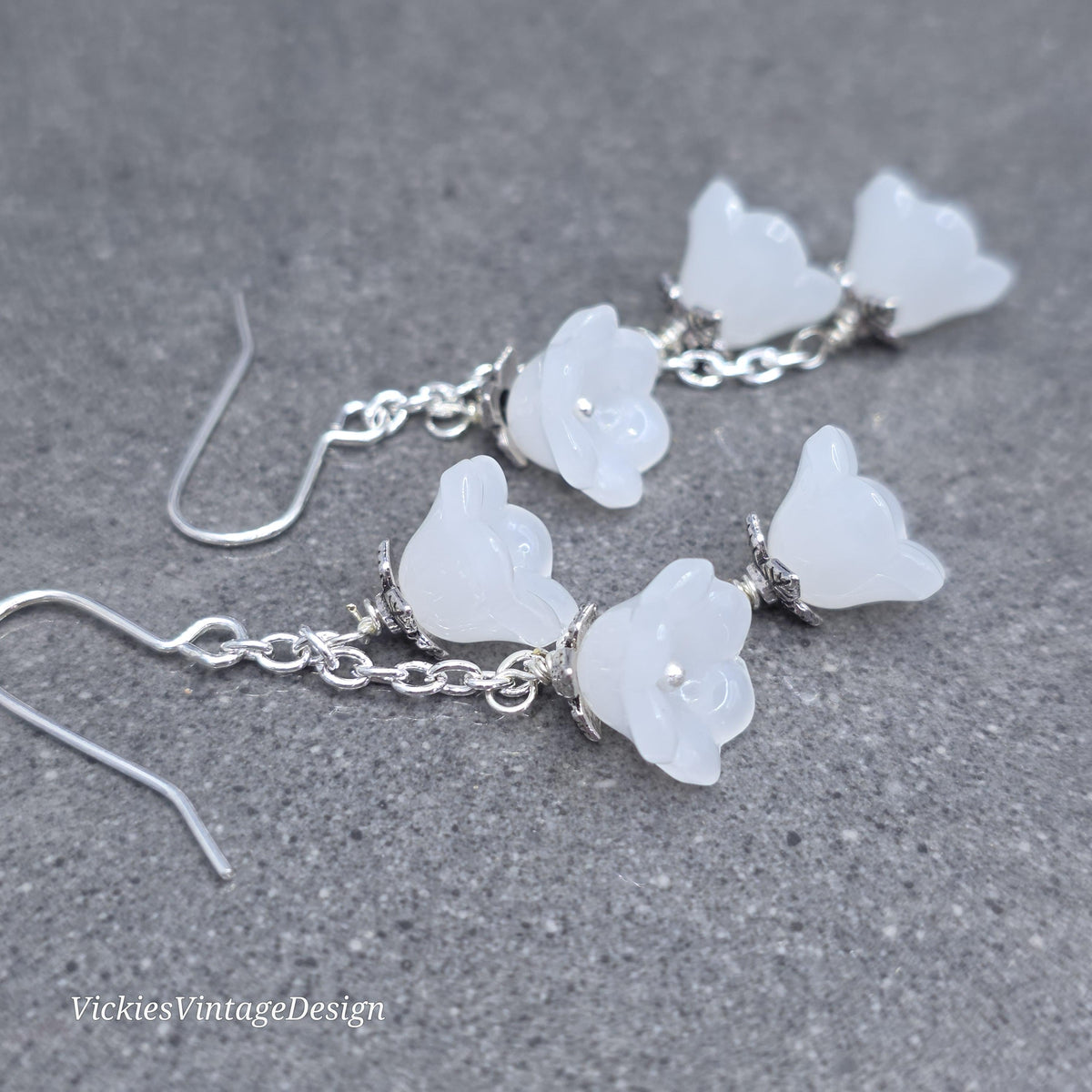 Flower Earrings, Hypoallergenic Ear Wires, white Earrings, Boho Jewelry, Glass Jewelry, Simple Vintage Earrings