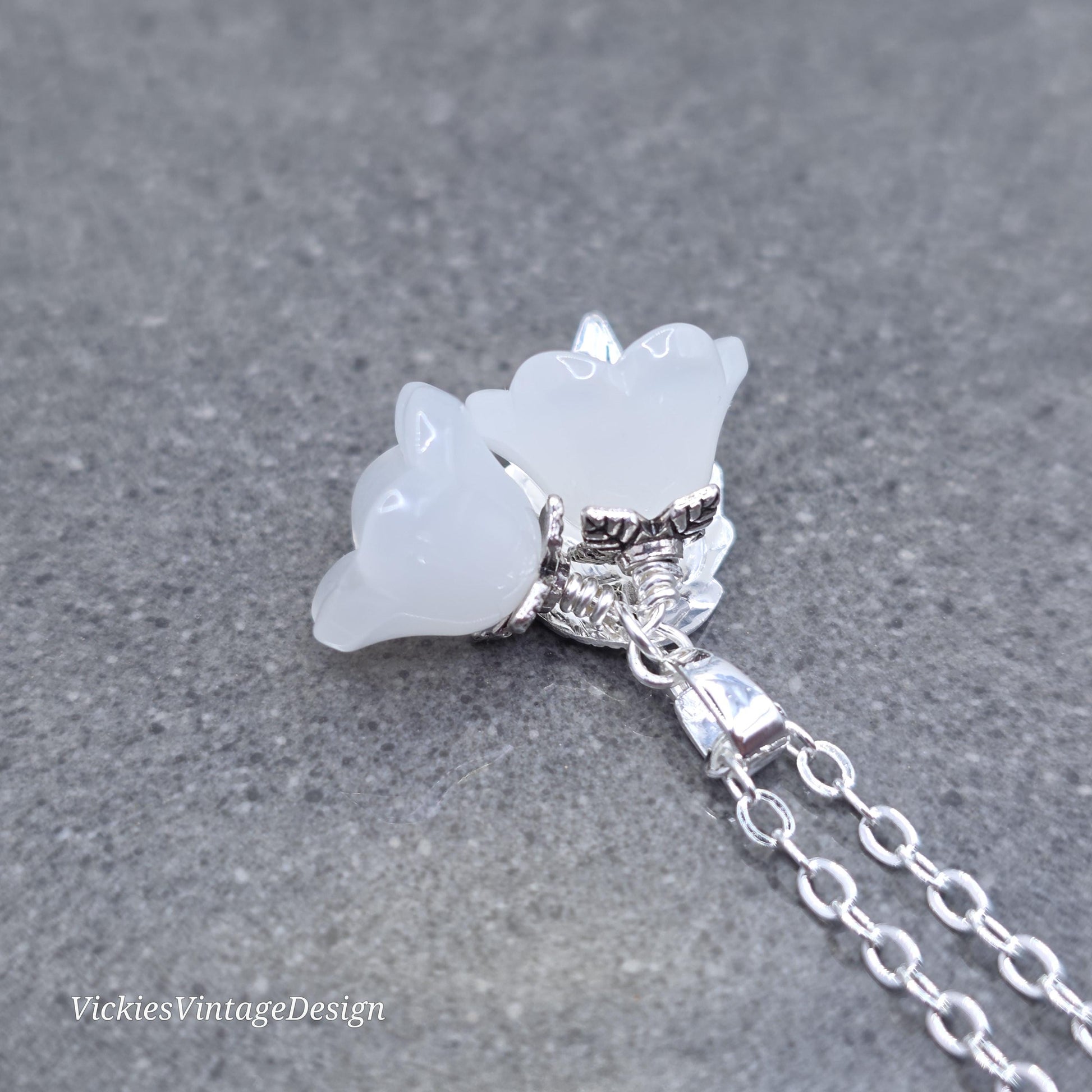 Flower Necklace, Glass Flowers, White Bellflower, Special Occasion Earrings, Flower Earrings, Matching Earrings Available