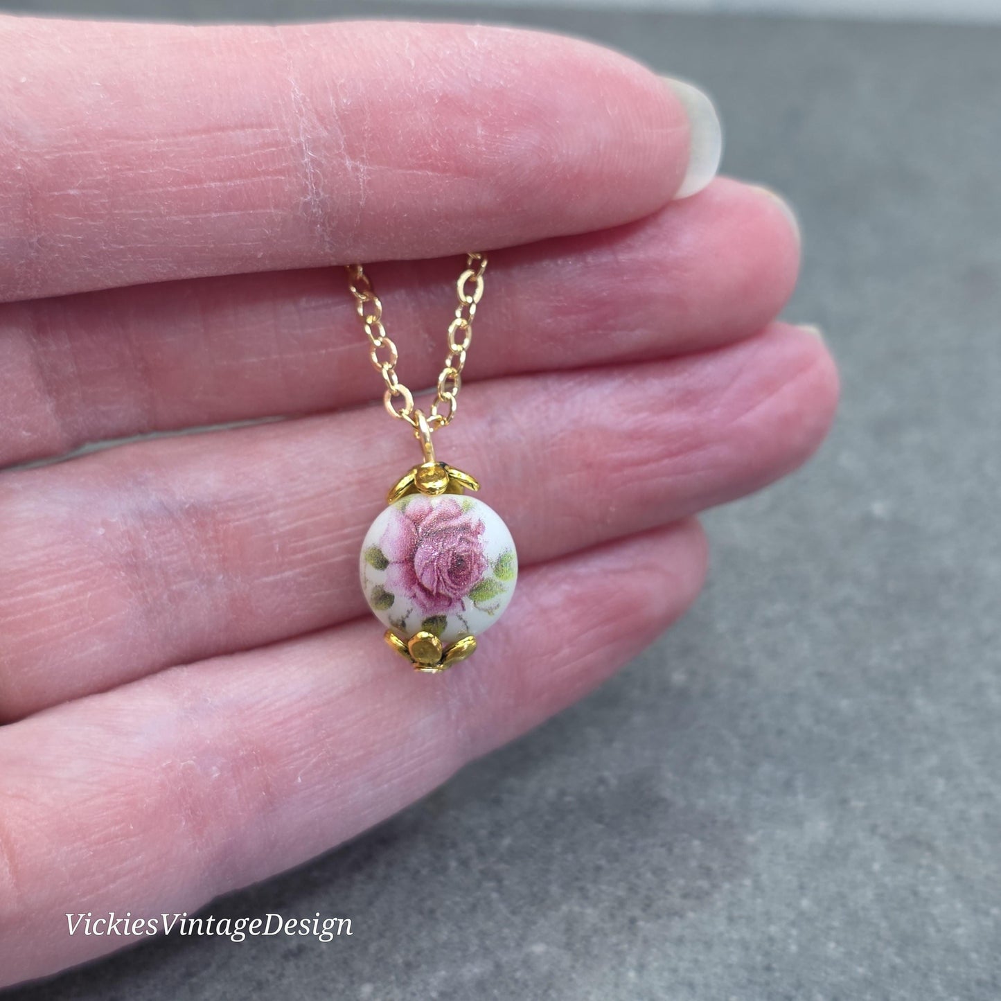 Glass Gold Rose Necklace, Glass Pearl Choker, Pearl Necklace, Pink Rose Jewellery, Vintage Style Necklace