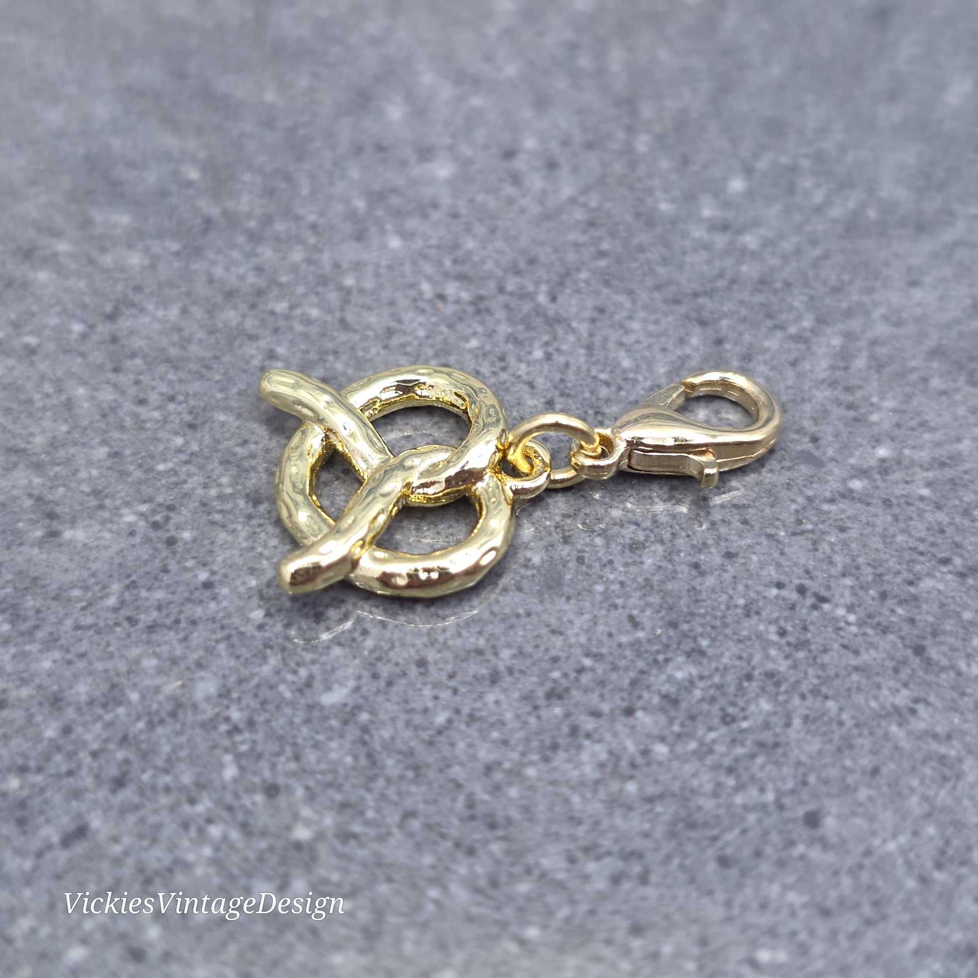 Pretzel Clip on Charm with Gold Lobster Clasp, Brass, Nickel Free, Stitch Marker, Zipper, Planner Charm