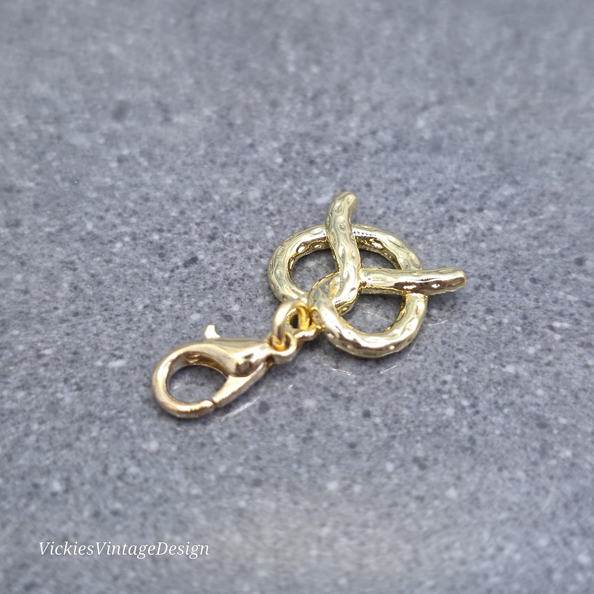 Pretzel Clip on Charm with Gold Lobster Clasp, Brass, Nickel Free, Stitch Marker, Zipper, Planner Charm