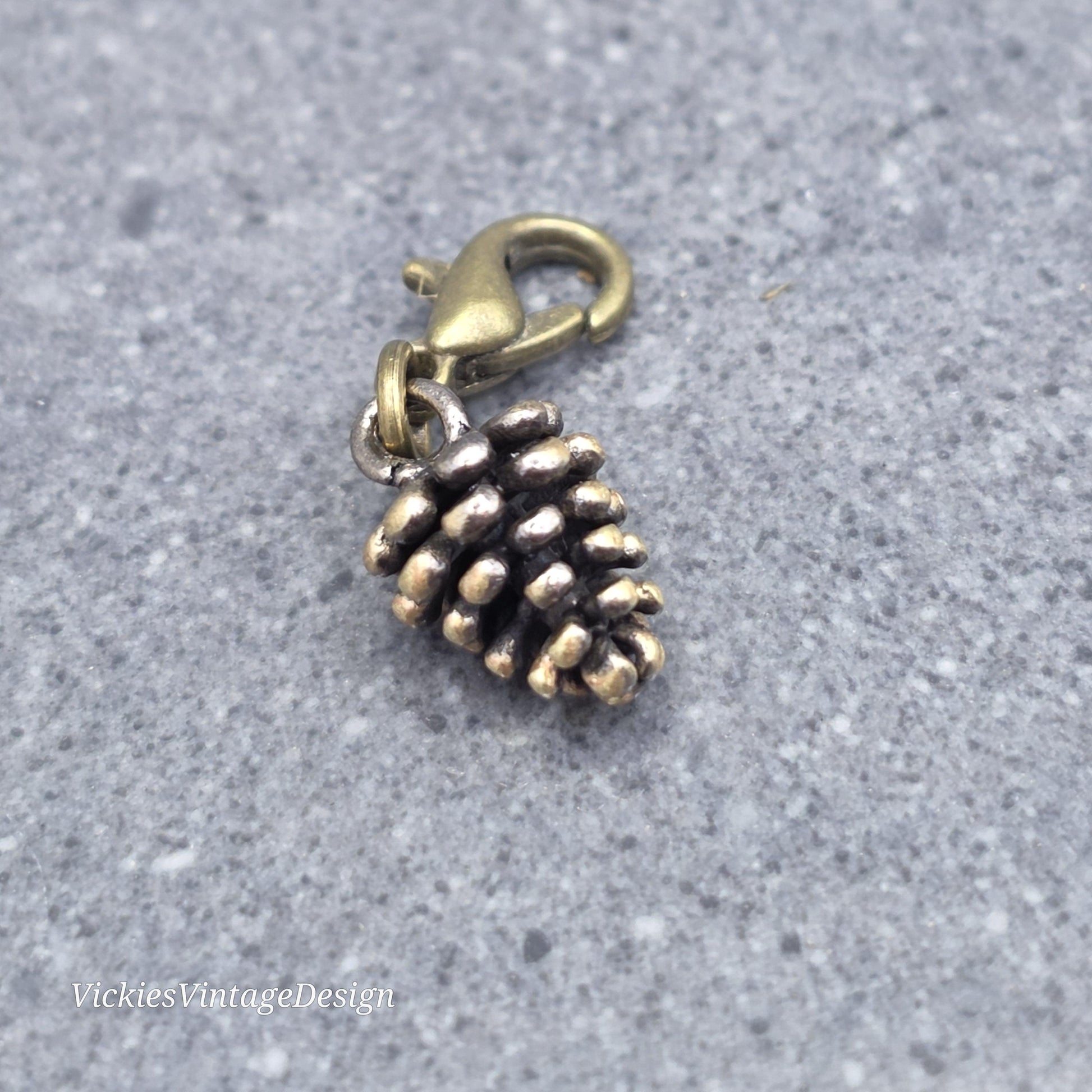 Antique Bronze Pinecone Clip on Charm with Gold Lobster Clasp, Brass, Nickel Free, Stitch marker, Zipper, Planner Charm