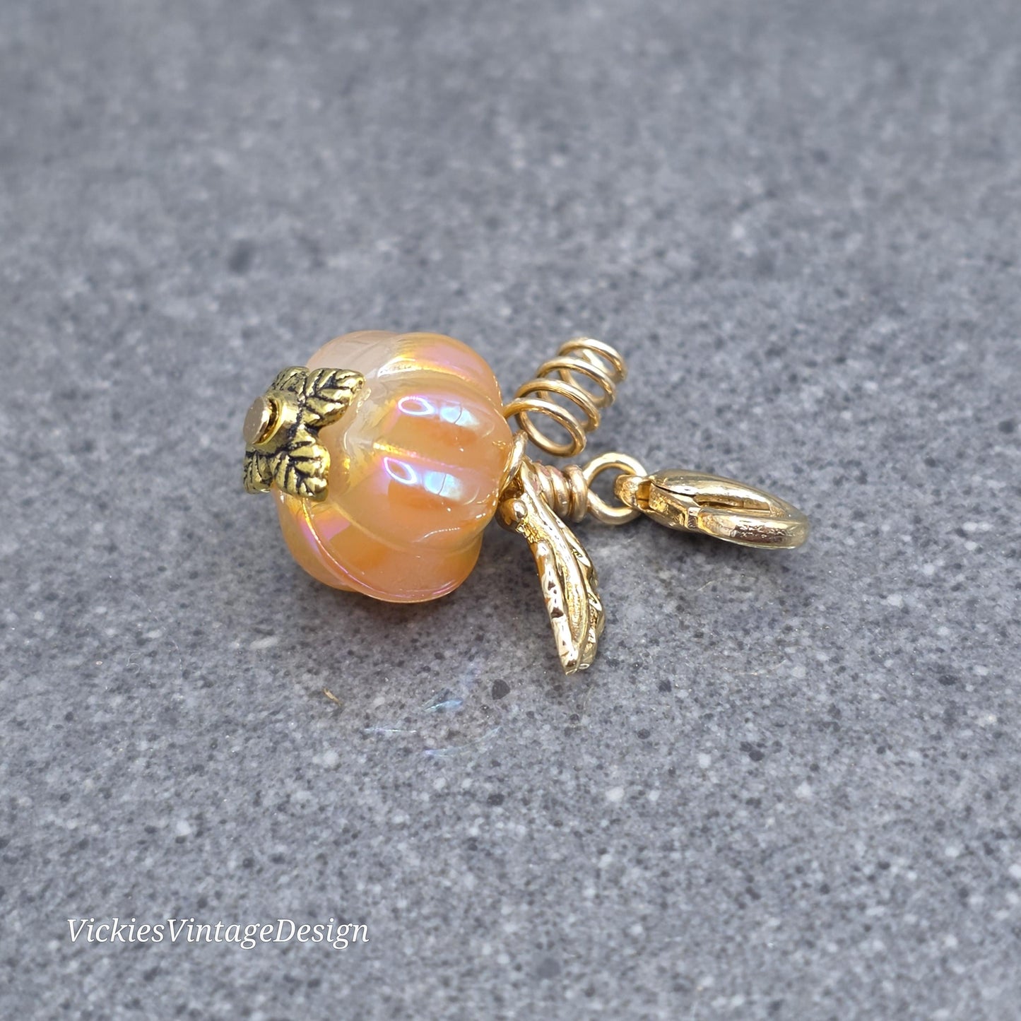 Glass Pumpkin Clip On Charm, Stitch Marker, Zipper Pull, Halloween Autumn Gift