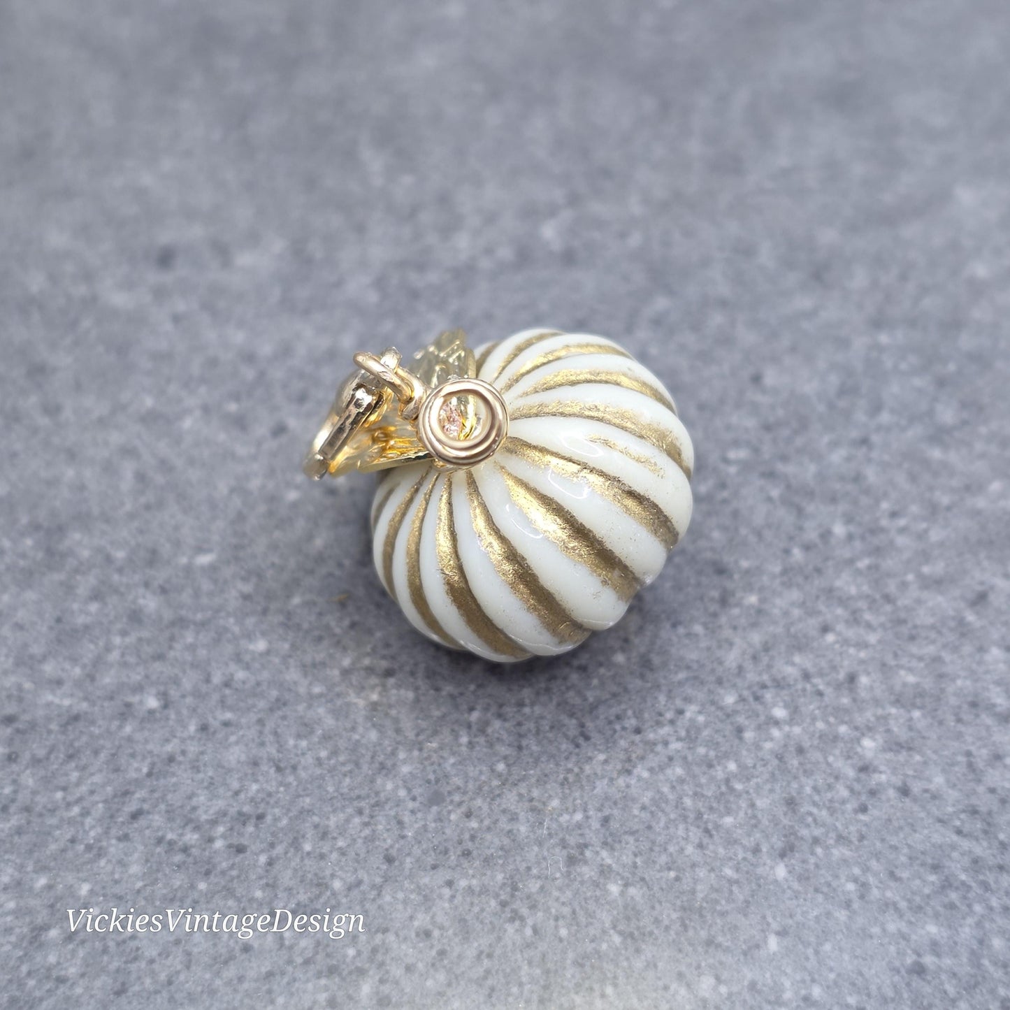 Glass Pumpkin Clip On Charm, Bracelet, Necklace, Stitch Marker, Zipper Pull, Halloween Autumn Gift