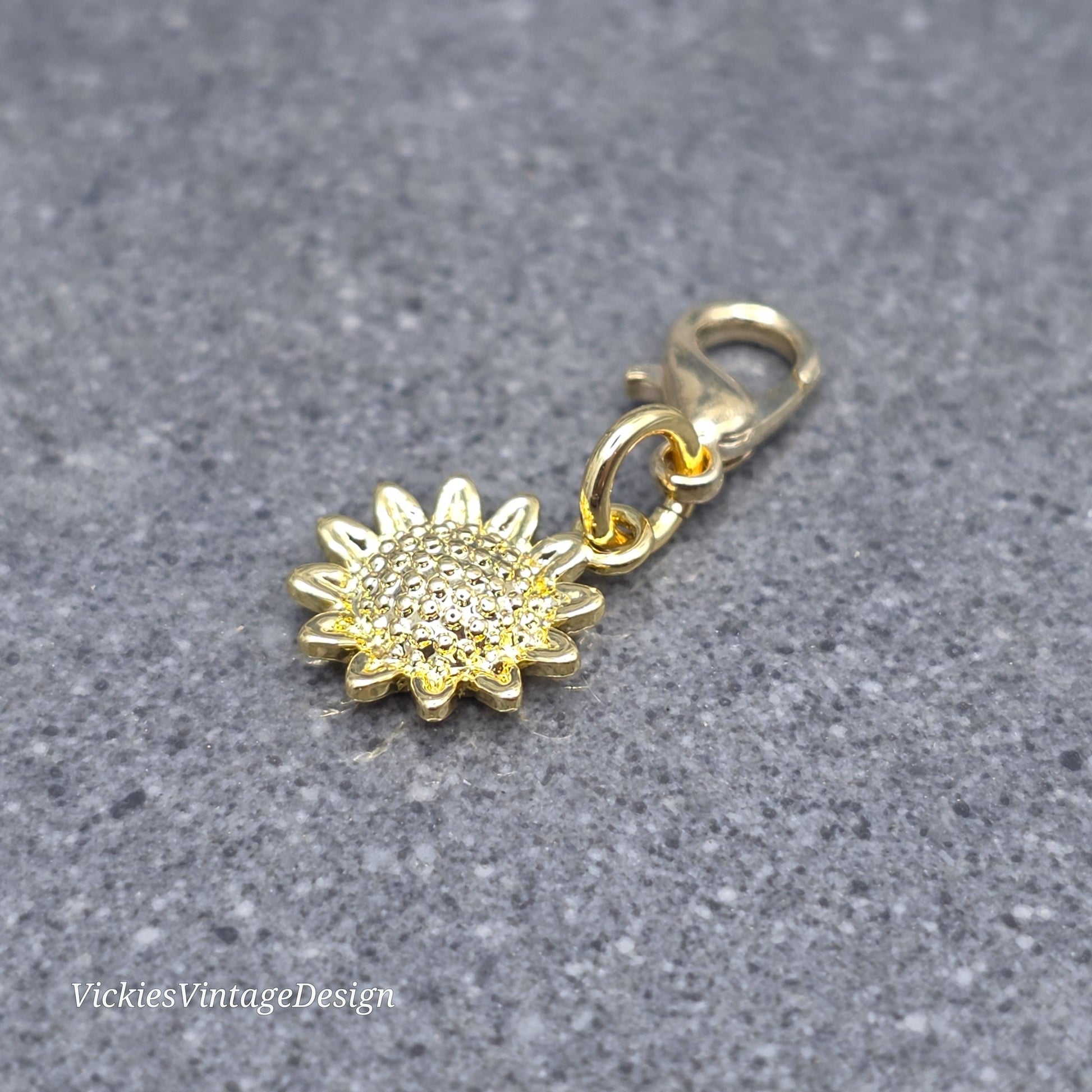 Gold Sunflower Clip on Charm with Gold Lobster Clasp, Bracelet, Necklace, Brass, Brass, 18K Gold Plated