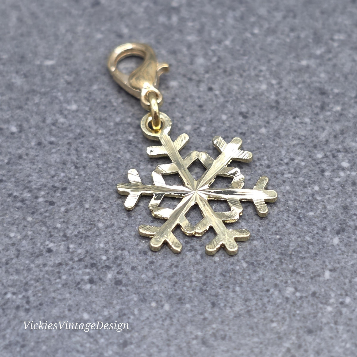 Snowflake Clip on Charm with Gold Lobster Clasp, Brass, Nickel Free, Stitch Marker, Zipper, Planner Charm