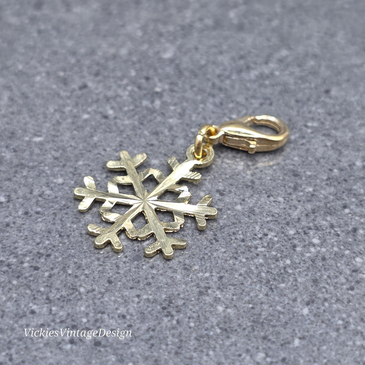 Snowflake Clip on Charm with Gold Lobster Clasp, Brass, Nickel Free, Stitch Marker, Zipper, Planner Charm