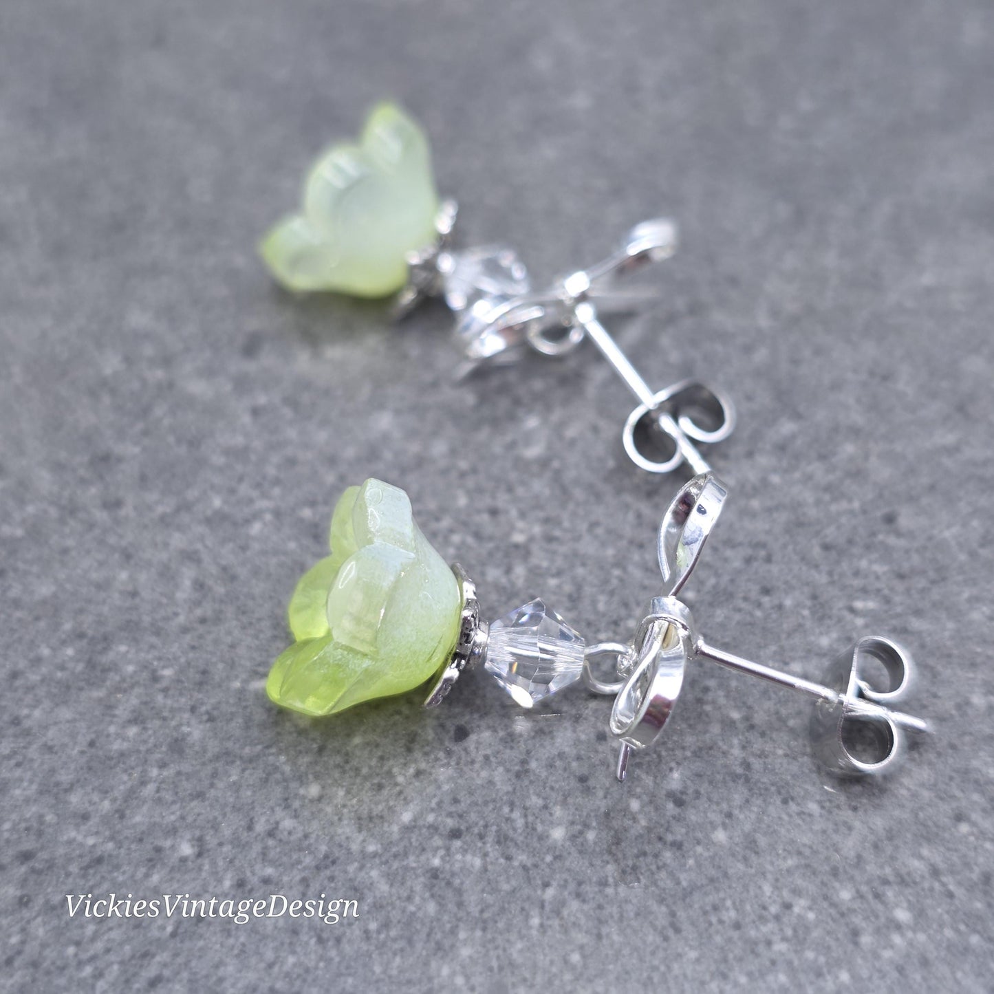 Flower Earrings, Green Bow Studs, glass Flower, PRIMERO Crystals®