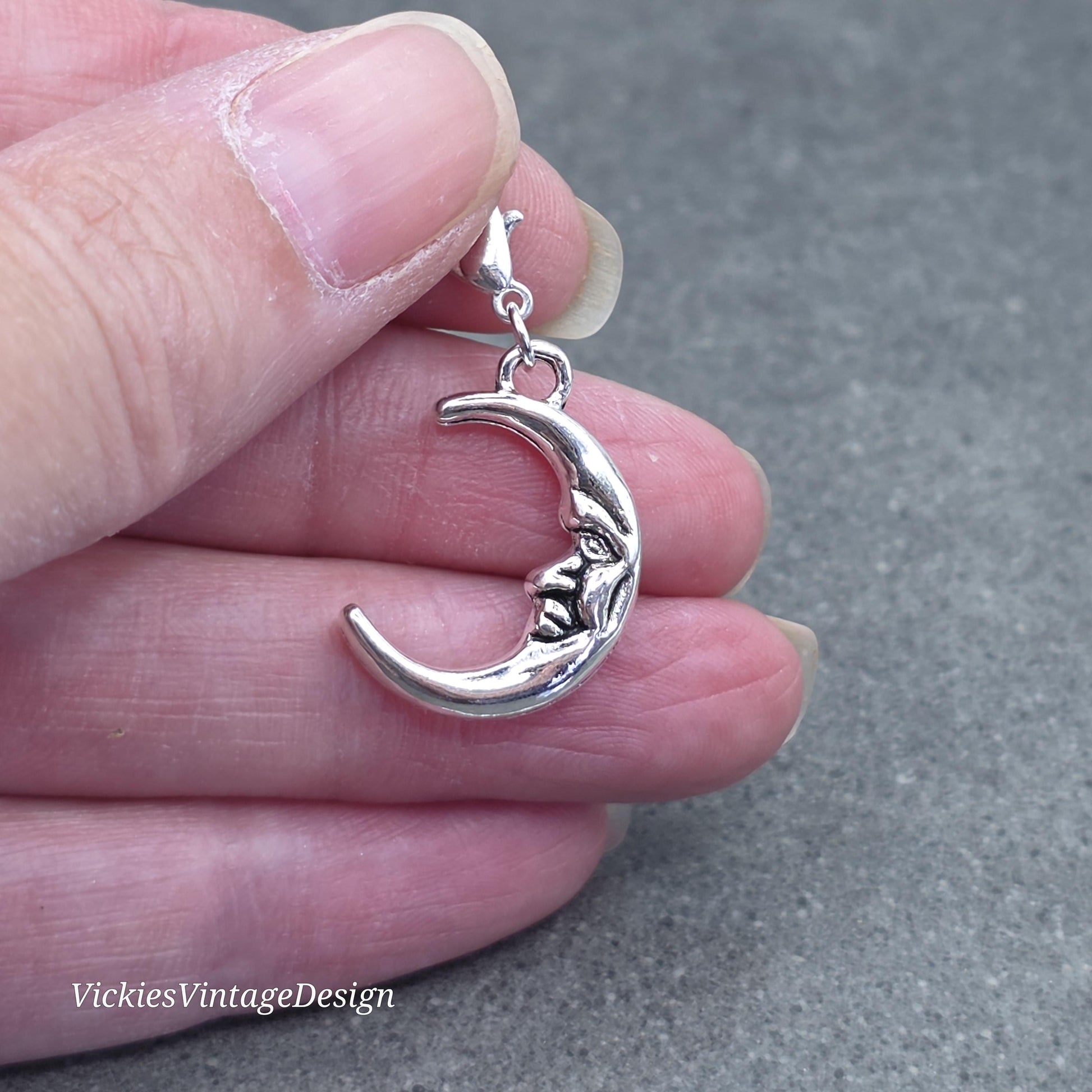 Moon Clip on Charm with silver Lobster Clasp, Bracelet, Necklace, Brass, Nickel Free, Stitchmarker, Zipper, Planner Charm