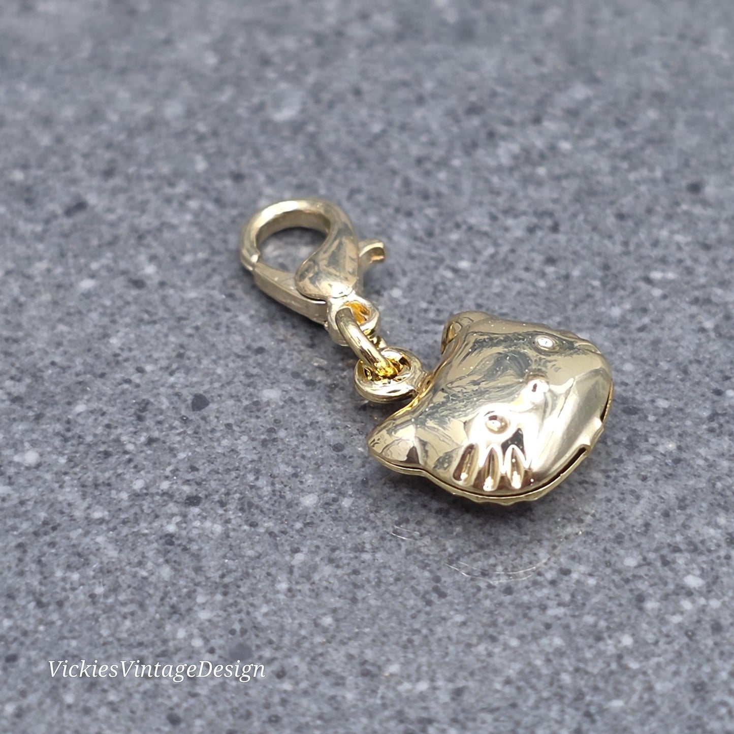 Cat Clip On Charm, Bracelet, Necklace, Brass 18k Gold, Stitch Marker, Zipper, Planner Charm