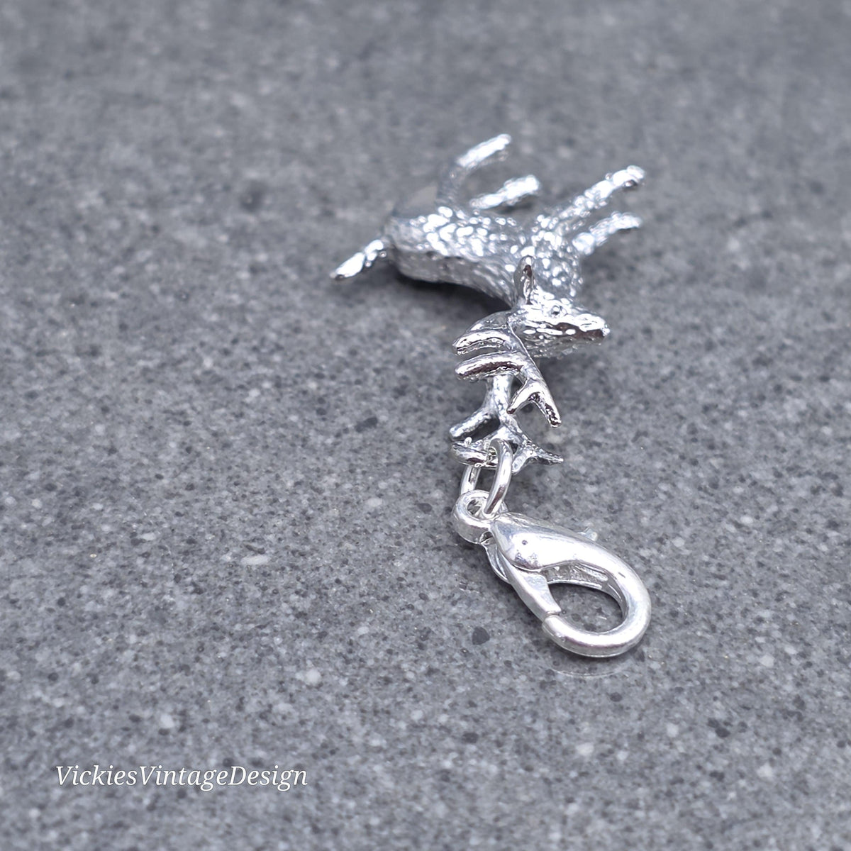 Stag Clip on Charm with Silver Plated Lobster Clasp, real platinum Plated, Brass, Nickel Free, Stitch Marker, Zipper, Planner Charm
