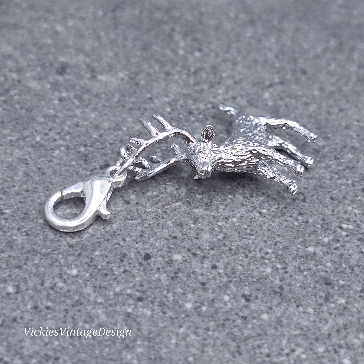Stag Clip on Charm with Silver Plated Lobster Clasp, real platinum Plated, Brass, Nickel Free, Stitch Marker, Zipper, Planner Charm