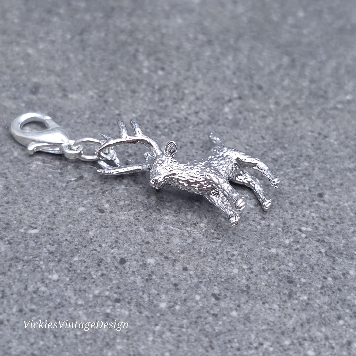 Stag Clip on Charm with Silver Plated Lobster Clasp, real platinum Plated, Brass, Nickel Free, Stitch Marker, Zipper, Planner Charm