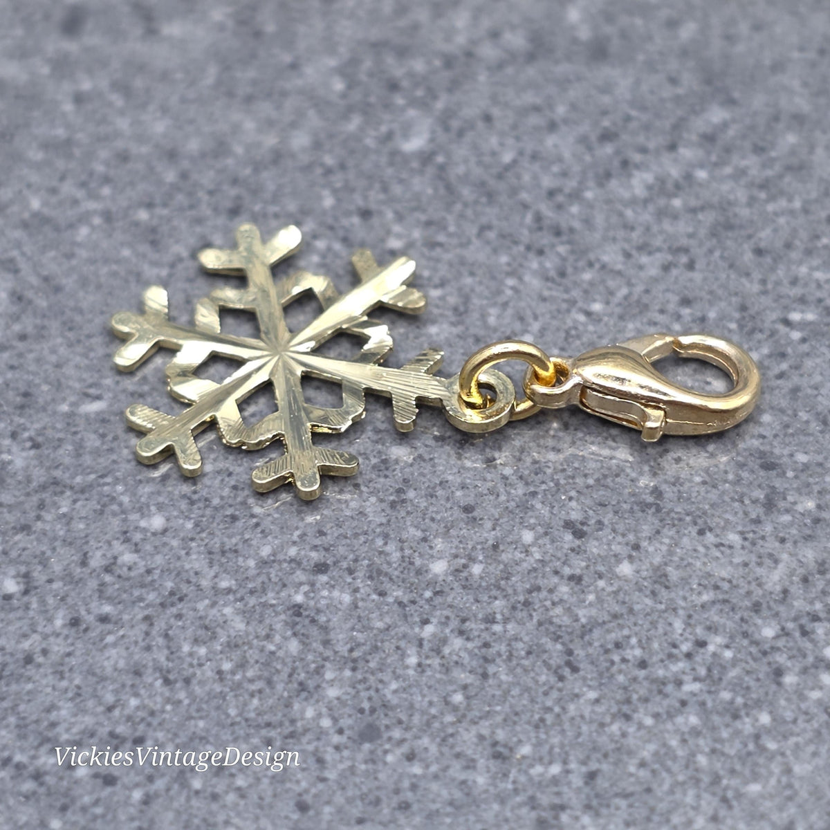 Snowflake Clip on Charm with Gold Lobster Clasp, Brass, Nickel Free, Stitch Marker, Zipper, Planner Charm