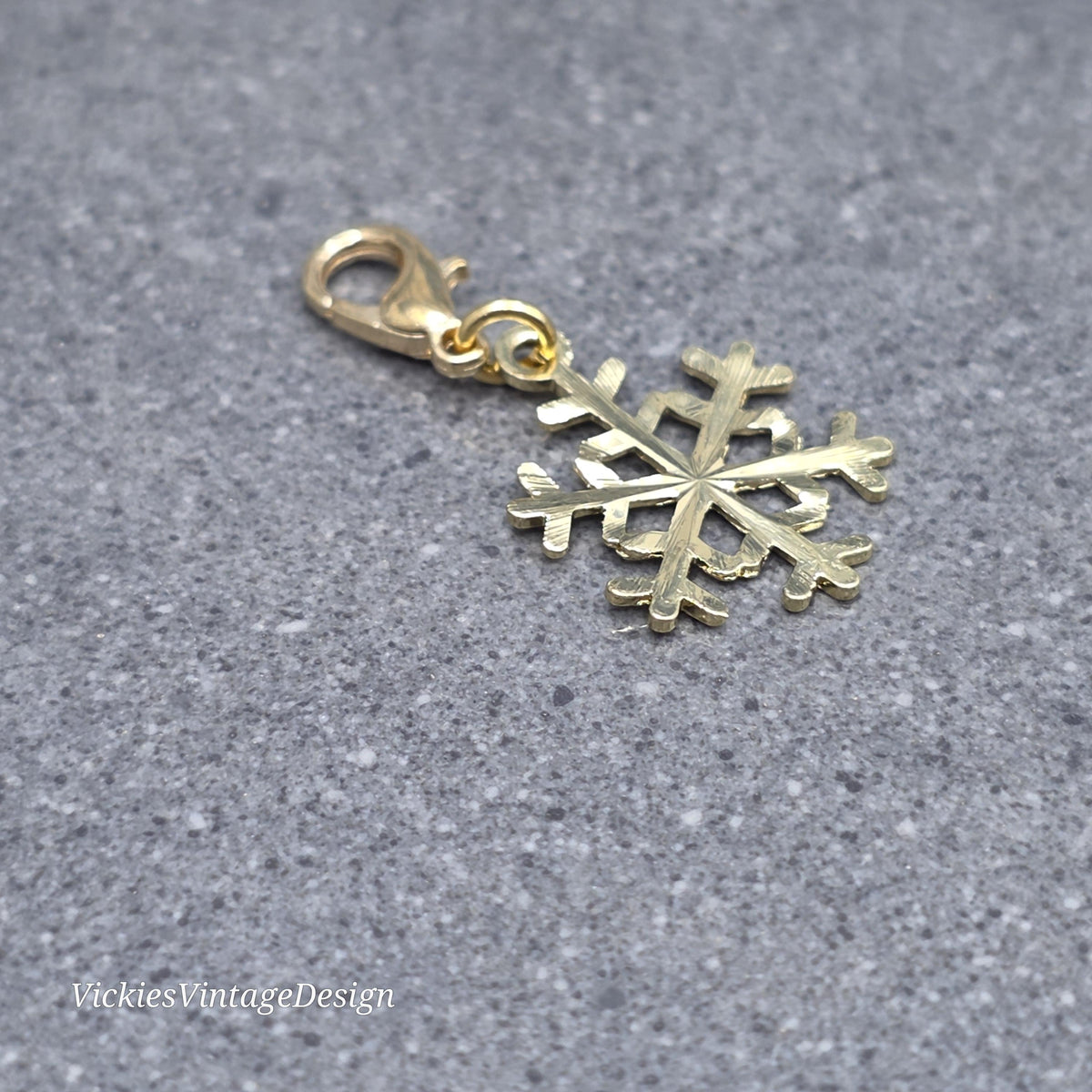 Snowflake Clip on Charm with Gold Lobster Clasp, Brass, Nickel Free, Stitch Marker, Zipper, Planner Charm