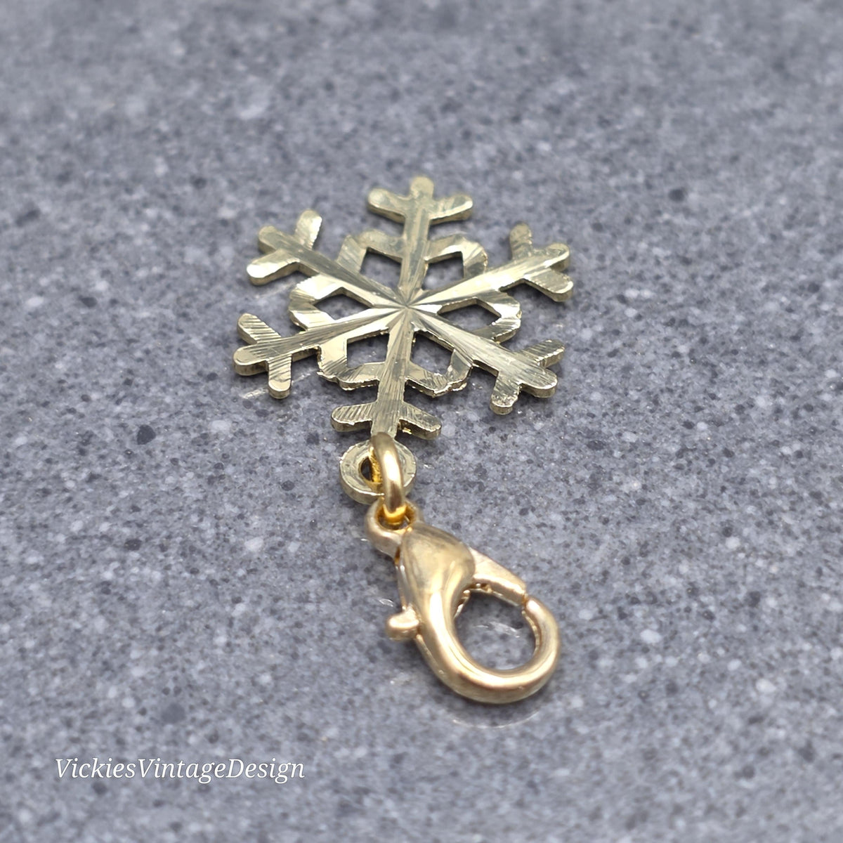 Snowflake Clip on Charm with Gold Lobster Clasp, Brass, Nickel Free, Stitch Marker, Zipper, Planner Charm