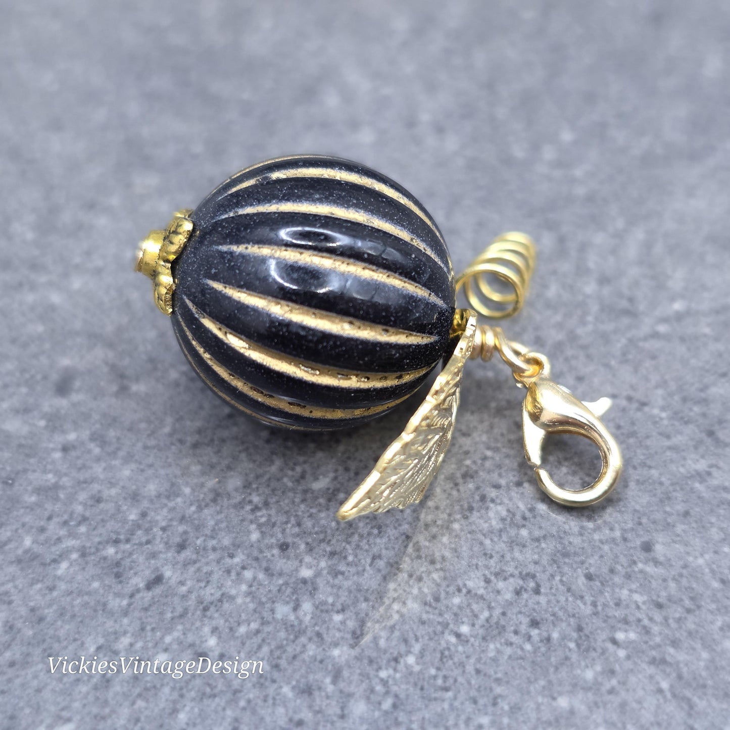 Pumpkin Clip On Charm, Bracelet, Necklace, Stitch Marker, Zipper Pull, Halloween Autumn Gift