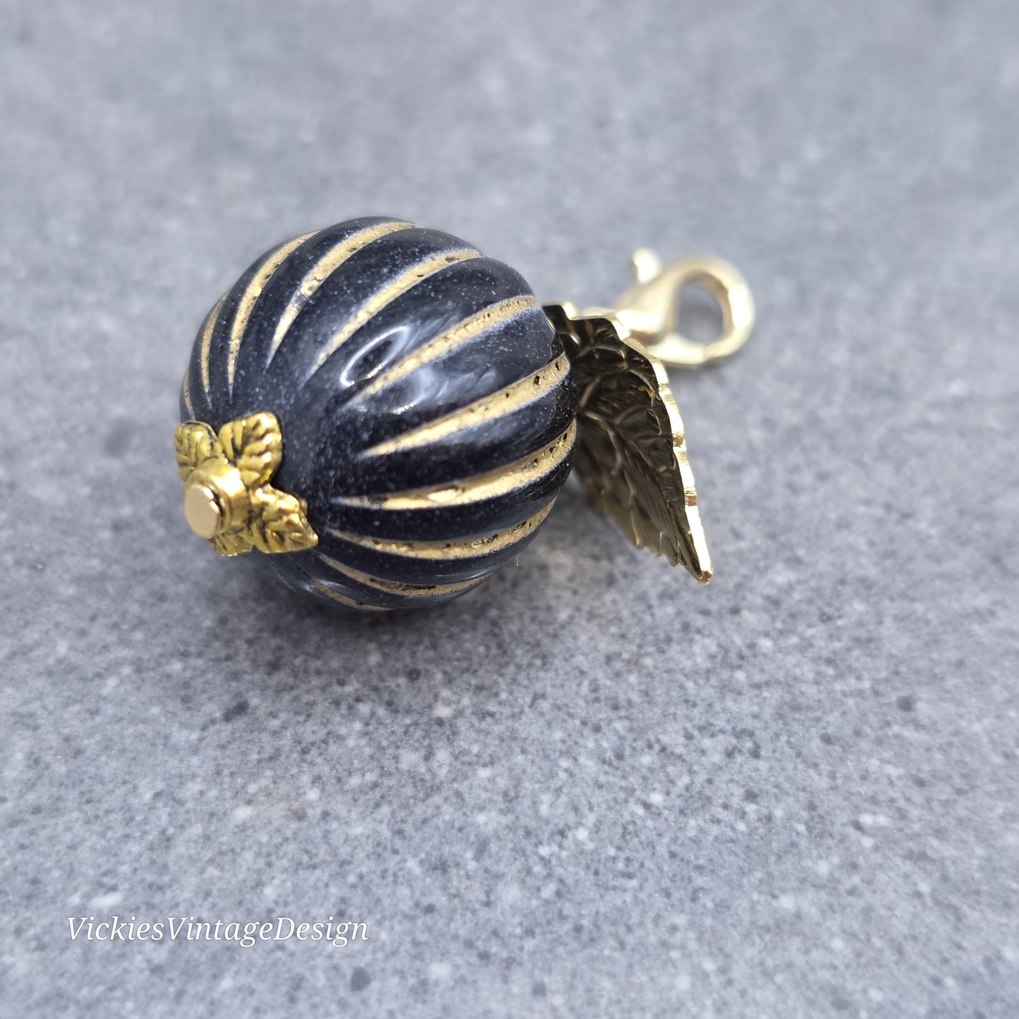 Pumpkin Clip On Charm, Bracelet, Necklace, Stitch Marker, Zipper Pull, Halloween Autumn Gift