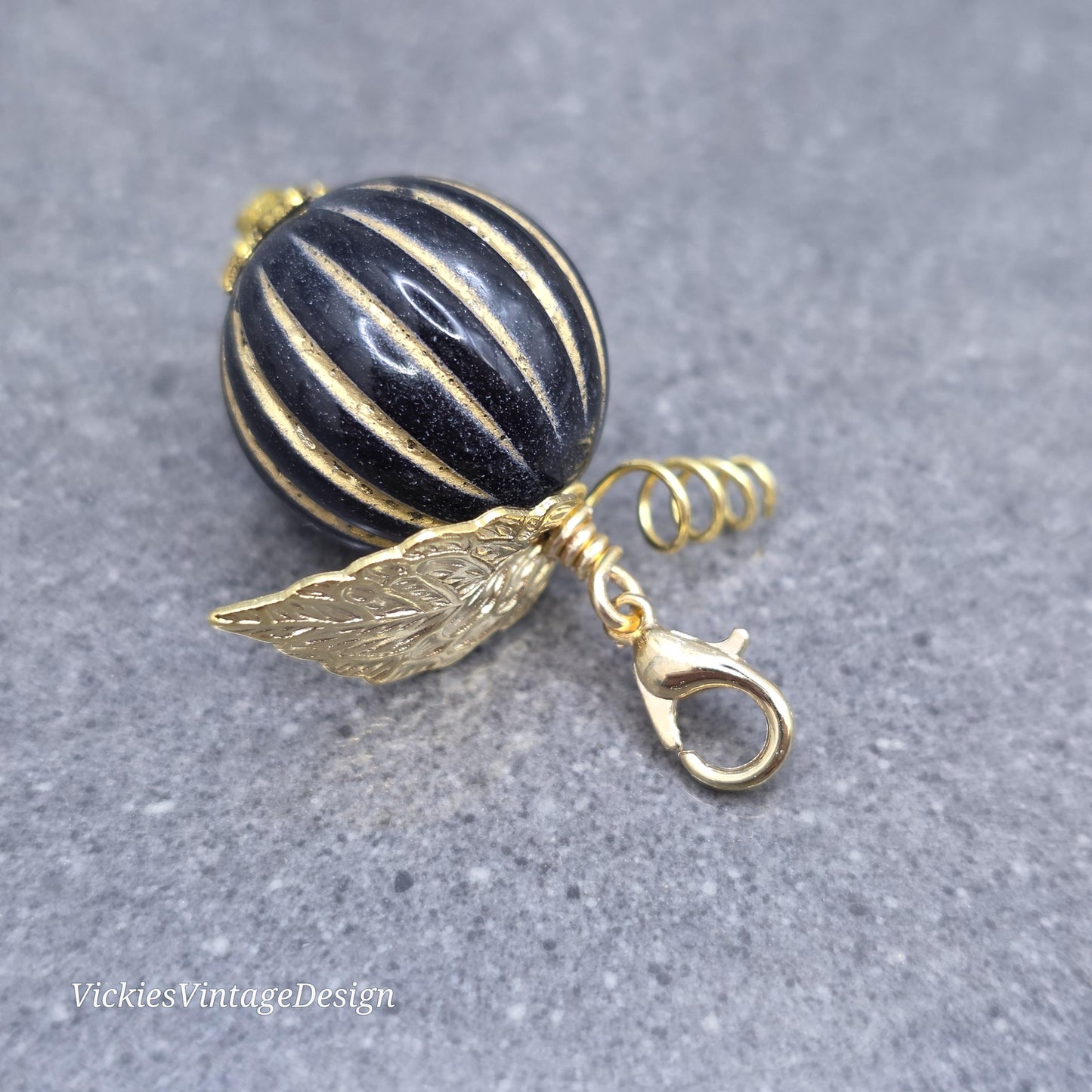 Pumpkin Clip On Charm, Bracelet, Necklace, Stitch Marker, Zipper Pull, Halloween Autumn Gift