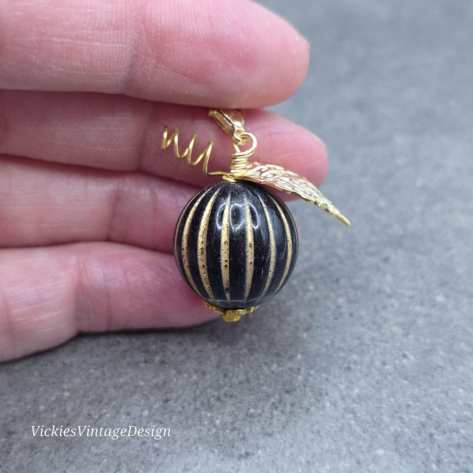 Pumpkin Clip On Charm, Bracelet, Necklace, Stitch Marker, Zipper Pull, Halloween Autumn Gift