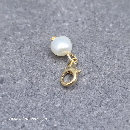 Natural Ivory Freshwater Pearl Clip on Charm with Gold Lobster Clasp, Bracelet, Necklace, Stitch Marker, Zipper, Planner Charm