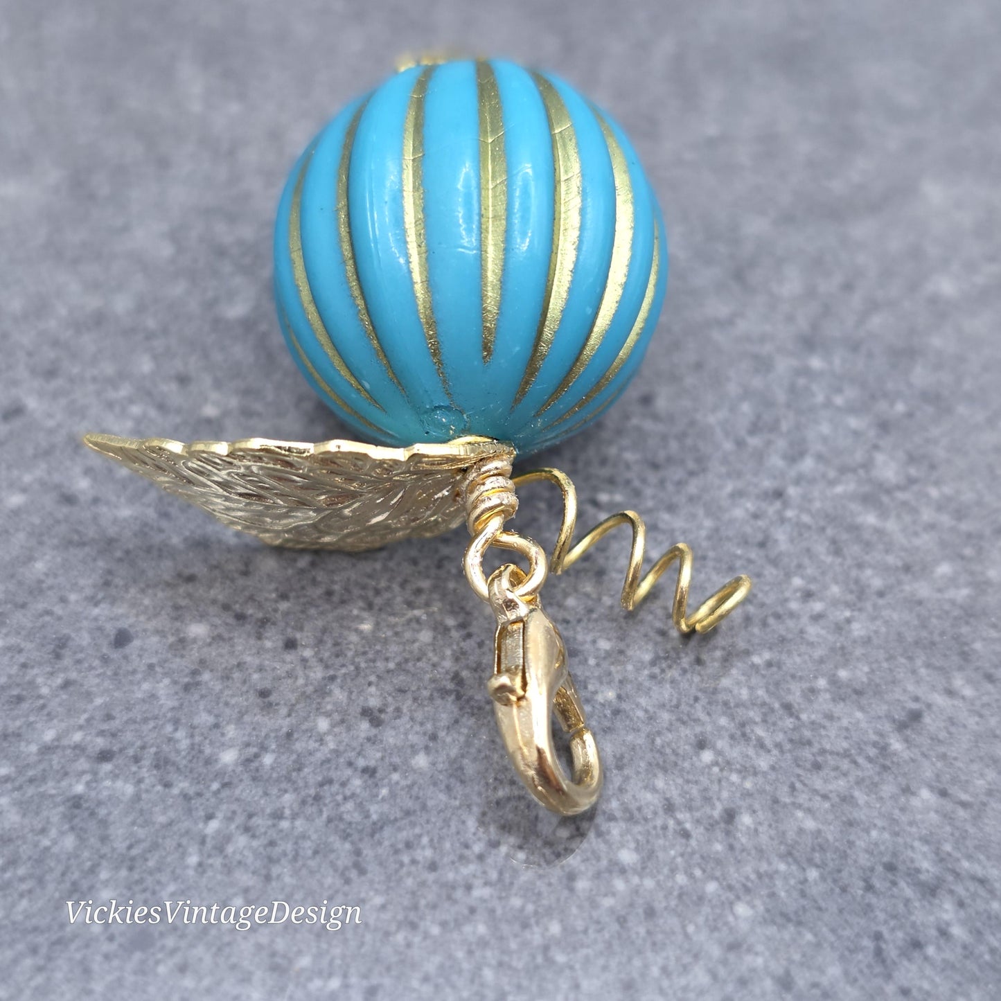 Pumpkin Clip On Charm, Bracelet, Necklace, Stitch Marker, Zipper Pull, Halloween Autumn Gift