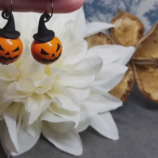 Pumpkin Earrings, Hypoallergenic Ear Wires, Jack O'lantern Earrings, Scary Pumpkin Jewelry, Autumn Earrings, Fall Halloween