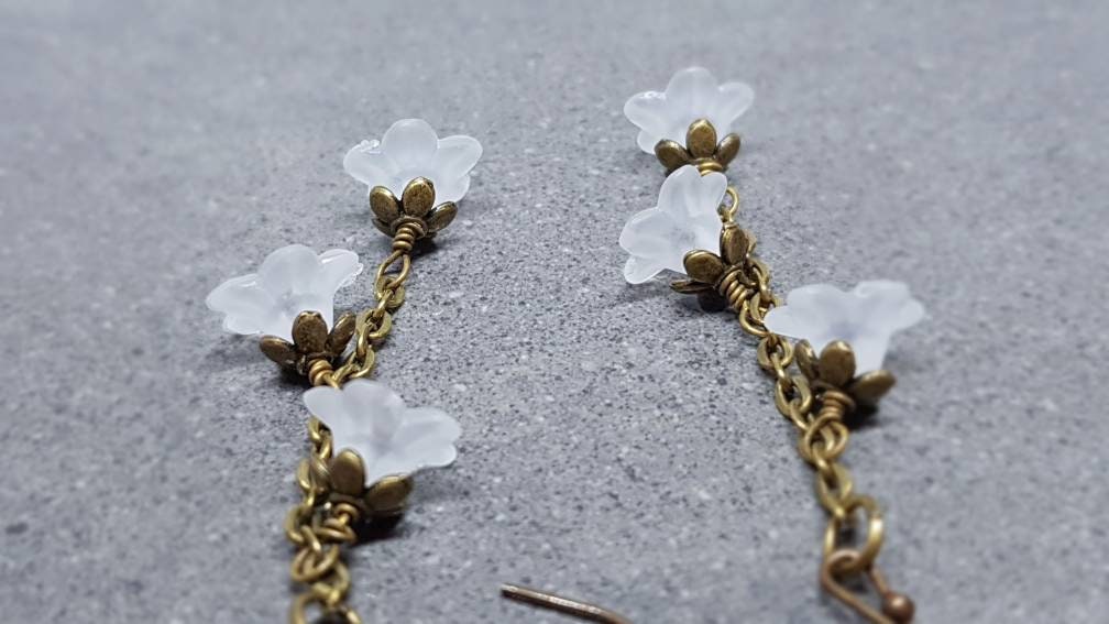 Flower Earrings, Hypoallergenic Ear Wires, White Earrings, Boho Jewelry, Simple Vintage Earrings