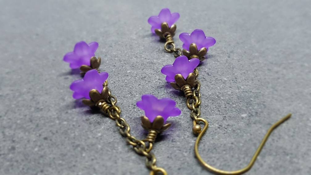 Flower Earrings, Hypoallergenic Ear Wires, Purple Earrings, Boho Jewelry, Simple Vintage Earrings