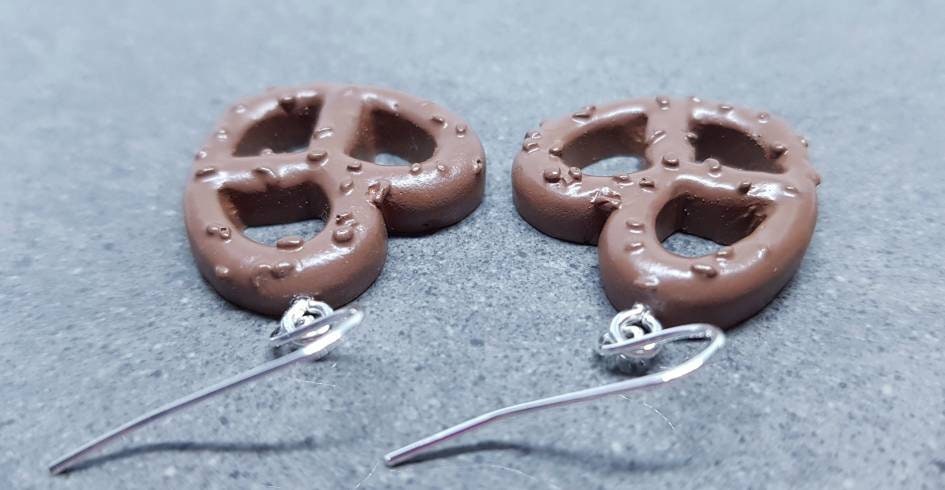 Pretzel Earrings