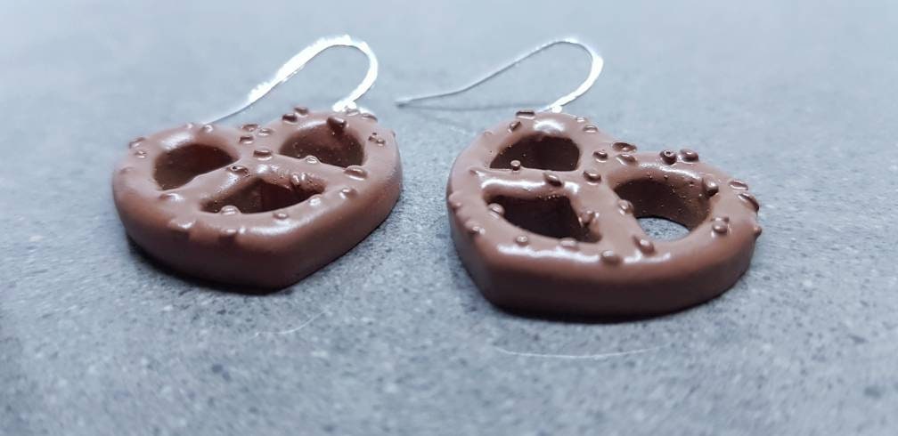 Pretzel Earrings