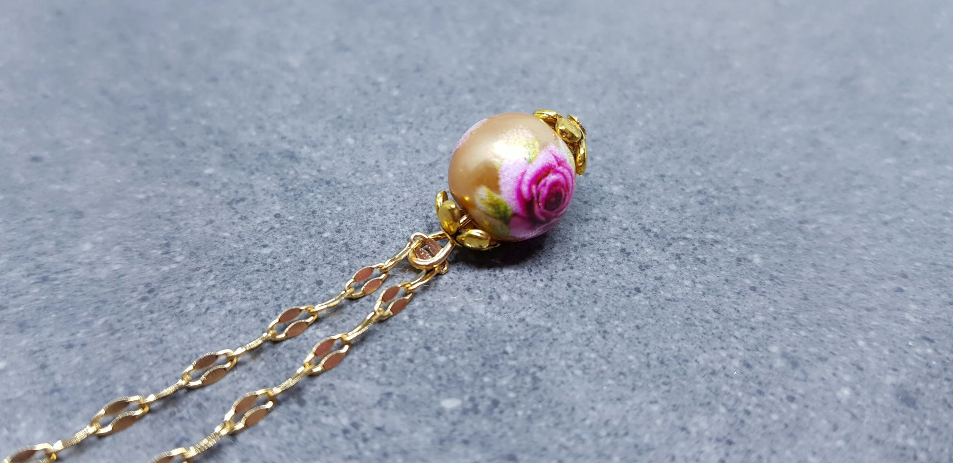 Glass Gold Rose Necklace, Glass Pearl Choker, Pearl Necklace, Pink Rose Jewellery, Vintage Style Necklace