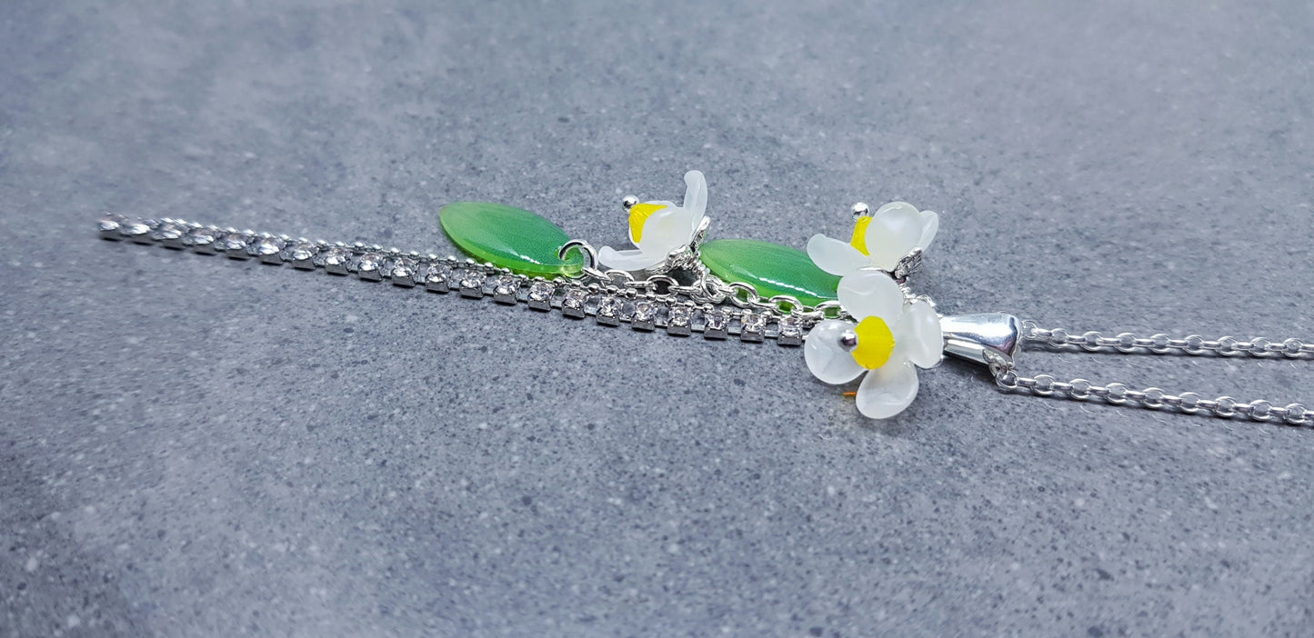 Flower Necklace, Yellow PRIMERO Crystals®, Daisy necklace, Daffodil Necklace, Spring Flower Necklace, Crystal Rhinestone